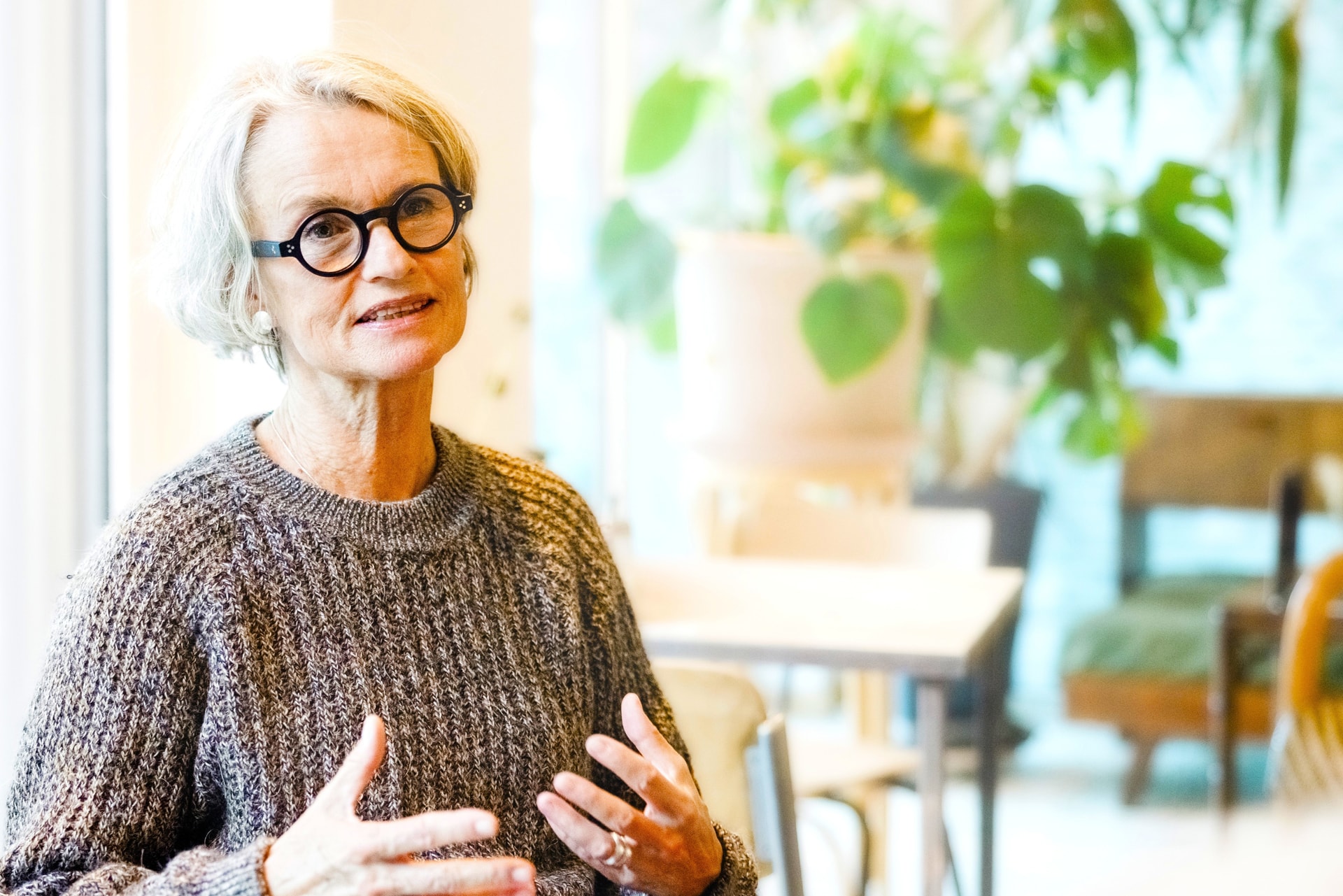 Multiple Sclerose: Eine Frau in mittleren Jahren erzählt